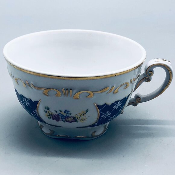 Tea cup floral gold trim white blue marked on bottom 2.5x5" porcelain READ - Picture 7 of 7